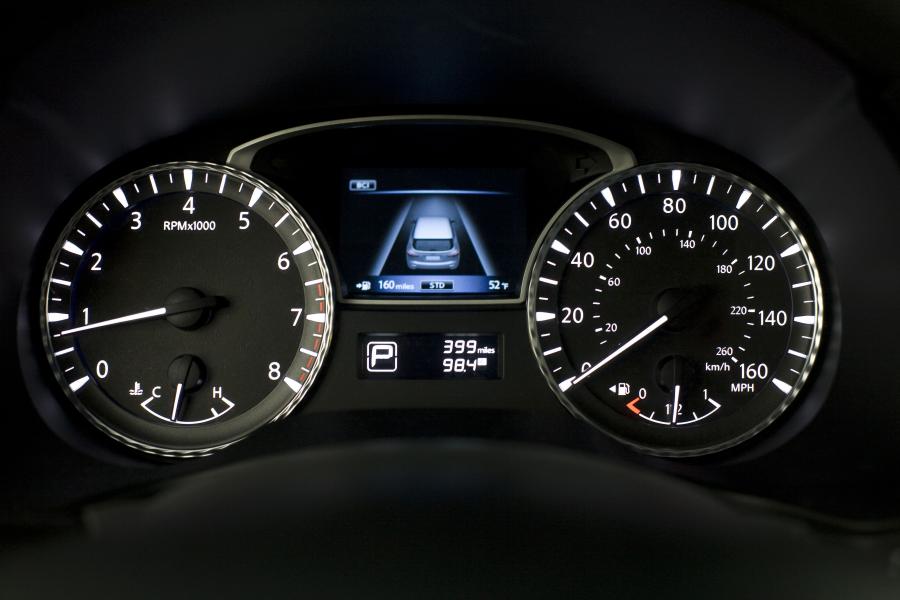  Infiniti JX35 2013 года  (фото 6 из 95)